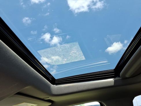 New 2026 GMC Sierra 1500 SLT w/ SLT Premium Plus Package image 22