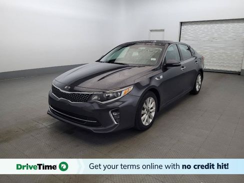Used 2018 Kia Optima S w/ Panoramic Sunroof Package FWD image 1