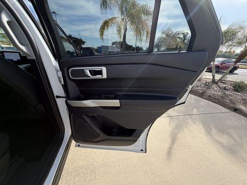 Used 2021 Ford Explorer XLT w/ Class III Trailer Tow Package image 27