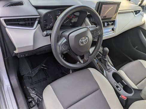Used 2023 Toyota Corolla LE image 9