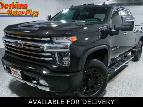 Used 2022 Chevrolet Silverado 2500 High Country AWD/4WD image 1