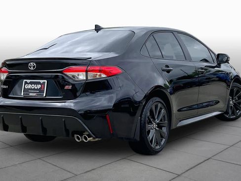 Used 2025 Toyota Corolla SE image 13