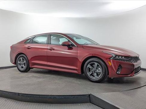 Used 2022 Kia K5 LXS FWD image 11