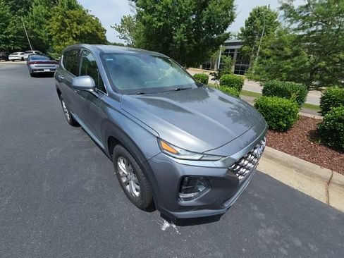 Used 2019 Hyundai Santa Fe SEL FWD image 8