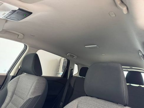 Used 2022 Nissan Rogue SV FWD image 5