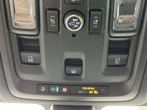 Certified 2021 GMC Yukon XL AT4 w/ Technology Package AWD/4WD image 29