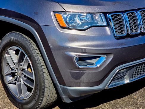 Used 2018 Jeep Grand Cherokee Limited image 4