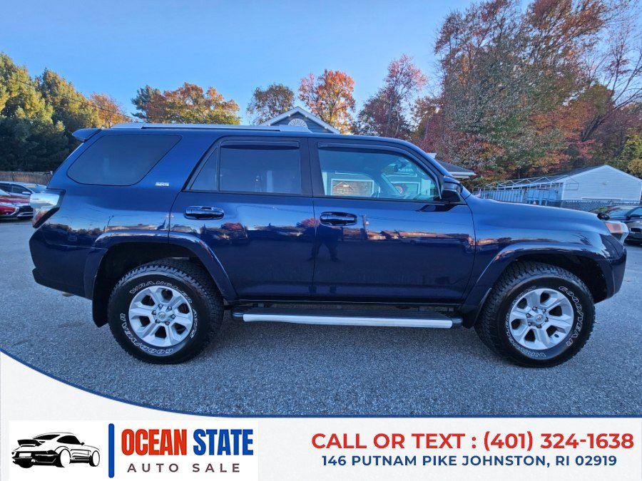 Used 2015 Toyota 4Runner SR5 AWD/4WD image 6