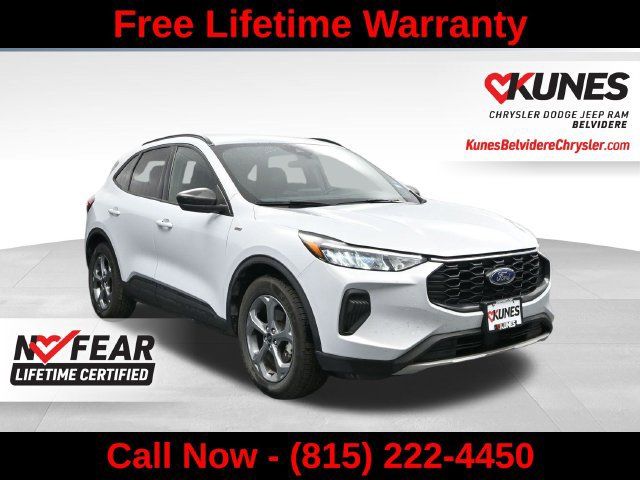 Used 2025 Ford Escape ST-Line FWD image 1