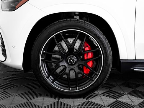 New 2026 Mercedes-Benz GLE 63 AMG S image 6