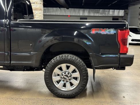 Used 2019 Ford F250 Platinum w/ Platinum Ultimate Package AWD/4WD image 8