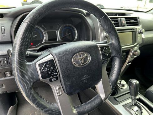 Used 2016 Toyota 4Runner SR5 image 11