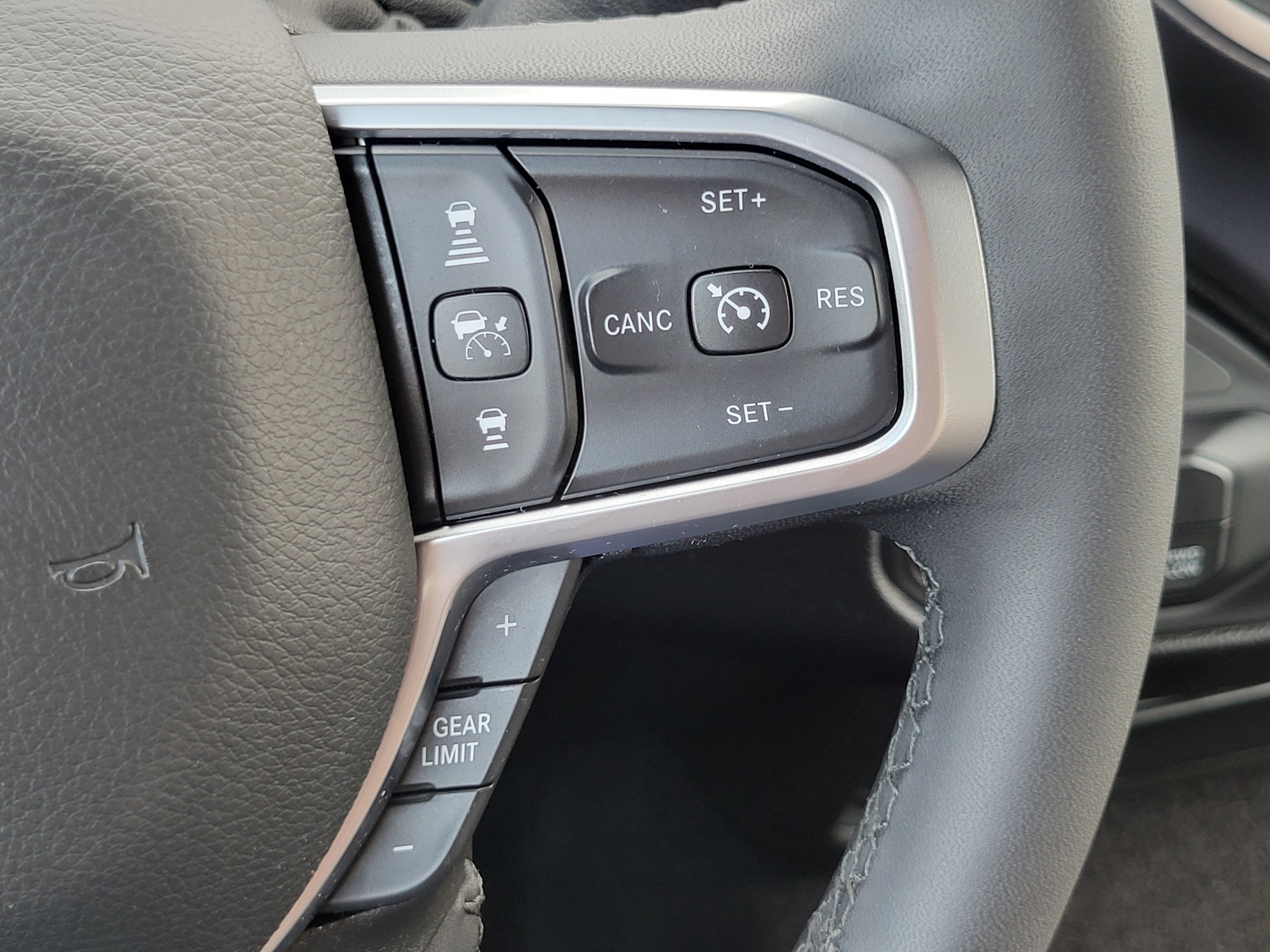 Used 2025 RAM 2500 Big Horn AWD/4WD image 13