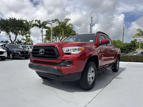 Used 2021 Toyota Tacoma SR AWD/4WD image 31
