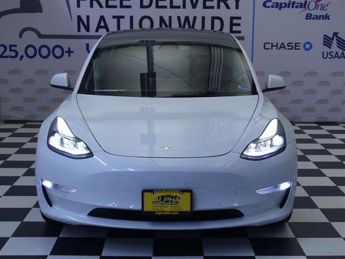 Used 2022 Tesla Model 3 Performance AWD/4WD image 2