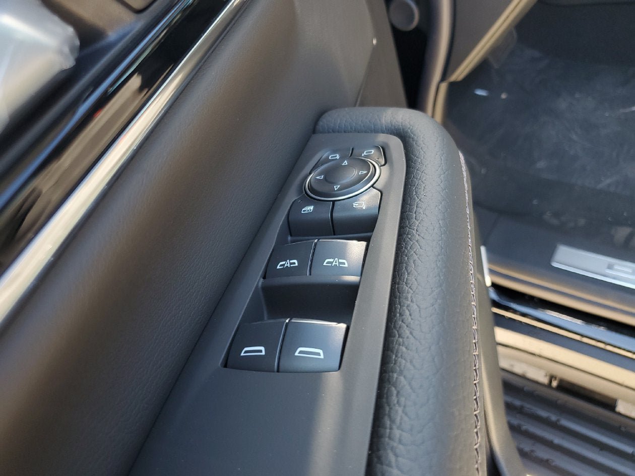New 2027 GMC Yukon Denali w/ Denali Reserve Package AWD/4WD image 18