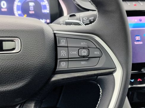 New 2026 Jeep Grand Cherokee L 4WD image 36