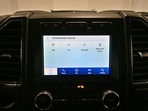 Used 2020 Ford Expedition Limited w/ Equipment Group 301A AWD/4WD image 13