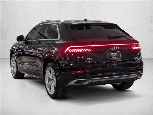 Used 2022 Audi Q8 Premium Plus image 9