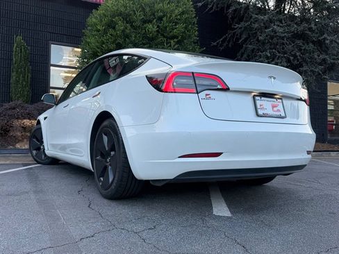 Used 2021 Tesla Model 3 Standard Range Plus RWD image 18