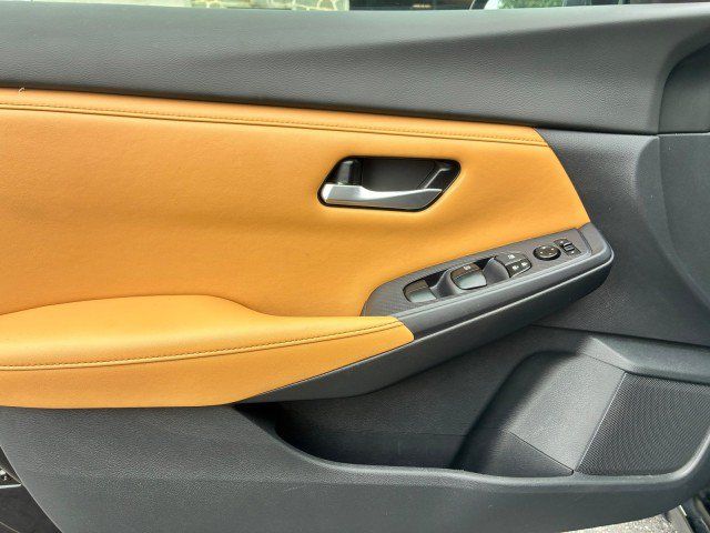 Used 2021 Nissan Sentra SV w/ SV Premium Package FWD image 10