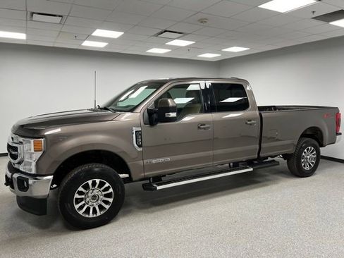 Used 2022 Ford F350 Lariat w/ Lariat Value Package image 6