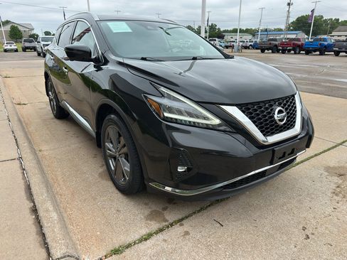 Used 2021 Nissan Murano Platinum AWD/4WD image 2