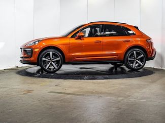 Certified 2025 Porsche Macan AWD/4WD video 2