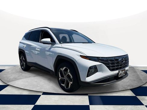 Certified 2023 Hyundai Tucson Limited AWD/4WD image 1