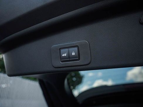 New 2025 Nissan Murano SV w/ Cargo Package image 9