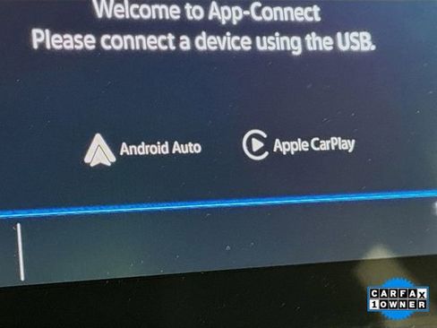 Used 2024 Volkswagen Taos SE image 13