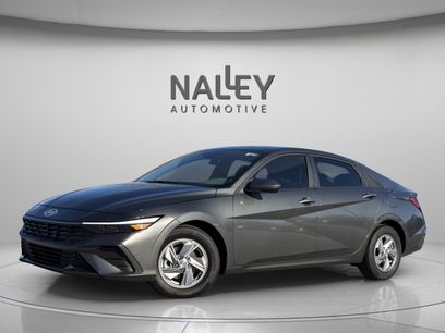 Used 2025 Hyundai Elantra SE