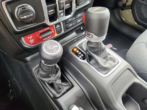 New 2026 Jeep Gladiator Willys image 9