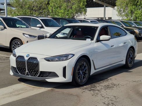 Used 2023 BMW i4 eDrive40 w/ Premium Package RWD image 3