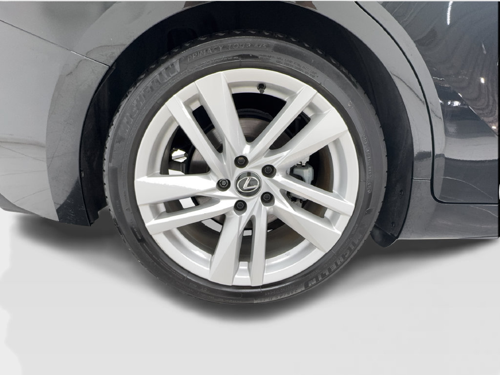 Used 2024 Lexus IS 300 w/ Comfort Package RWD image 15