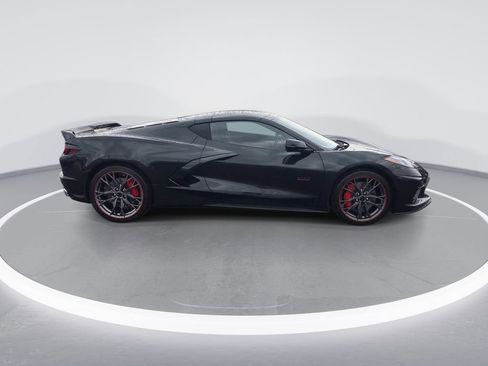 Used 2023 Chevrolet Corvette Stingray Premium Cpe w/ Z51 Performance Package RWD image 9