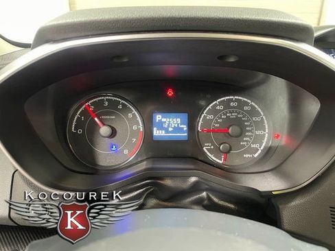 Used 2018 Subaru Crosstrek 2.0i Premium w/ Moonroof Package AWD/4WD image 15