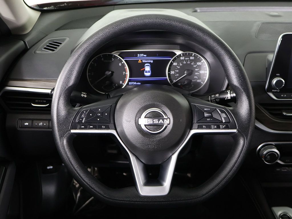 Used 2023 Nissan Altima 2.5 SV AWD/4WD image 35