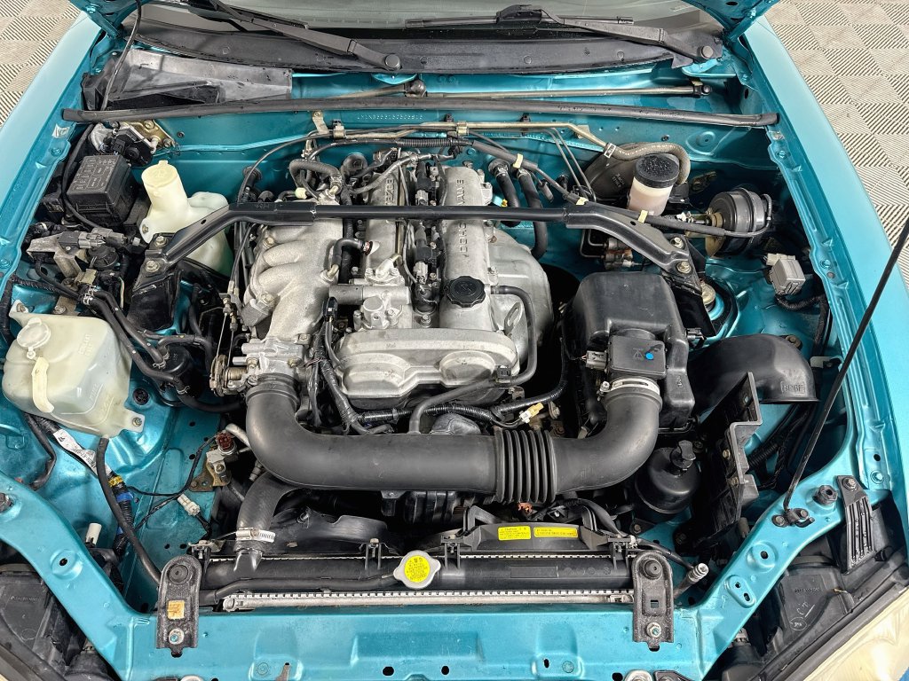 Used 2003 MAZDA MX-5 Miata RWD image 30