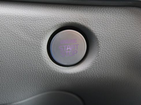 Certified 2025 Kia Sorento EX w/ Panoramic Sunroof Package FWD image 34