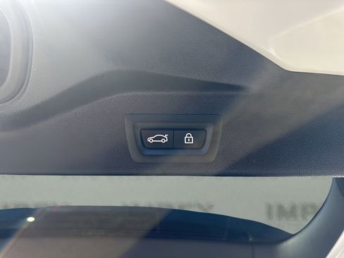 Used 2022 BMW X5 xDrive45e w/ Luxury Seating Package image 31