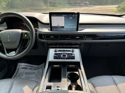 Used 2021 Lincoln Aviator Grand Touring w/ Elements Package Plus AWD/4WD image 11