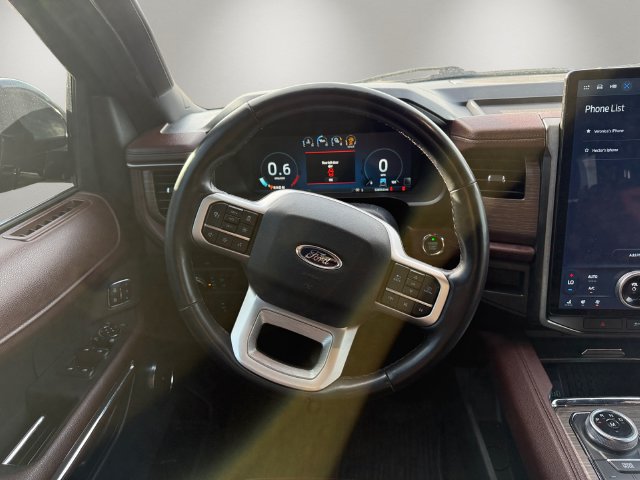 Used 2022 Ford Expedition Limited RWD image 9