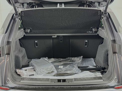 New 2026 Land Rover Range Rover Evoque S image 25