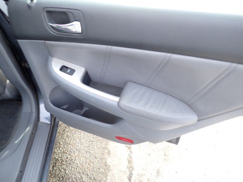 Used 2003 Honda Accord EX image 23