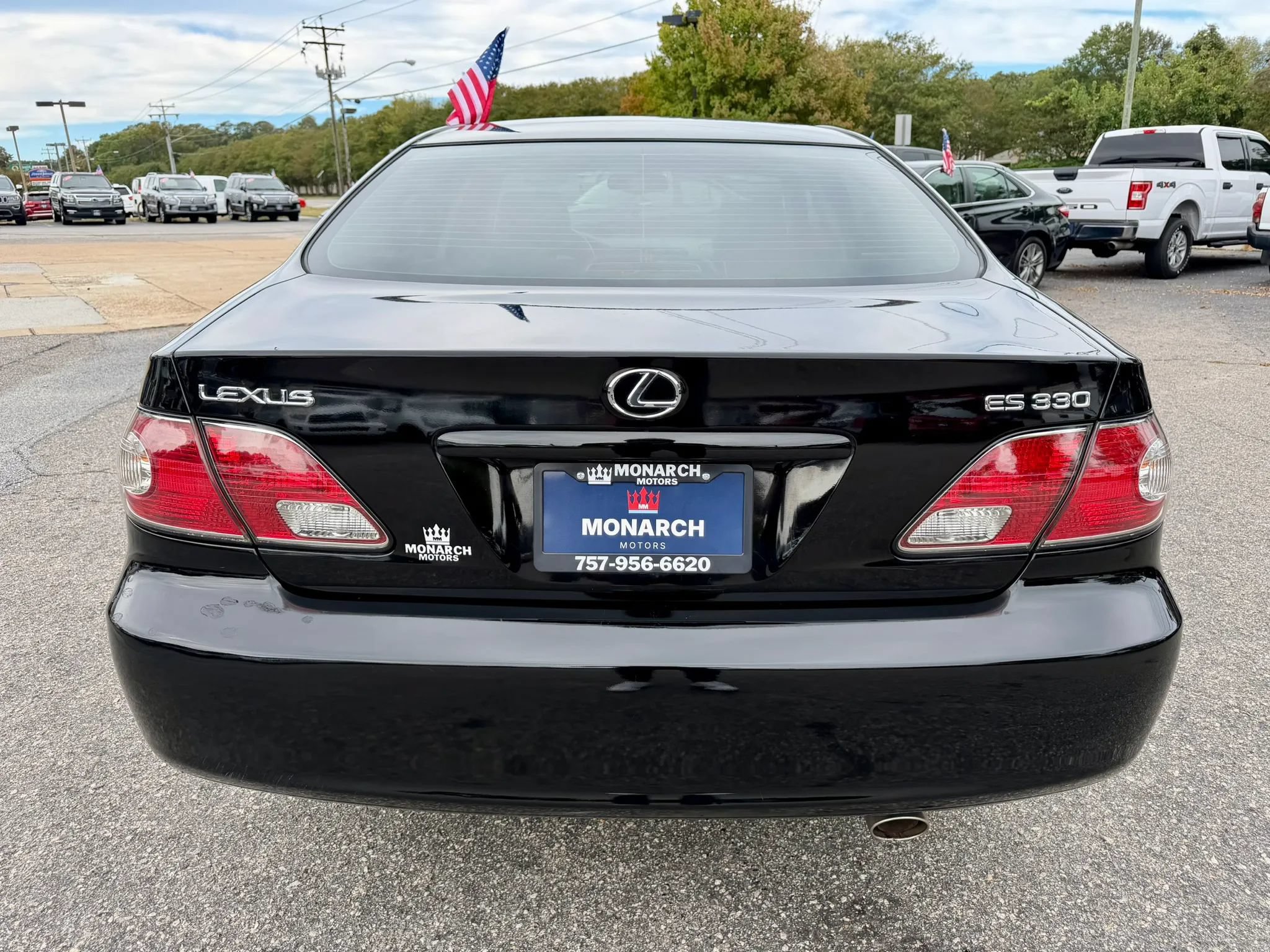 Used 2004 Lexus ES 330 FWD image 4