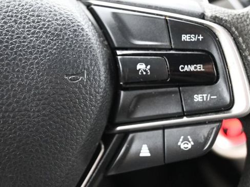Used 2021 Honda Accord Hybrid image 23
