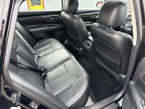Used 2015 Nissan Altima 2.5 SL w/ Technology Package image 17