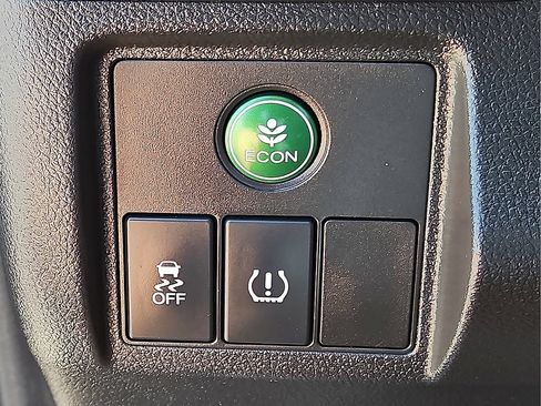 Used 2016 Honda HR-V EX image 19