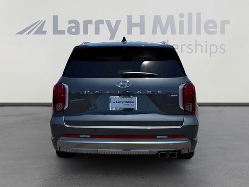 Used 2024 Hyundai Palisade Calligraphy AWD/4WD image 4